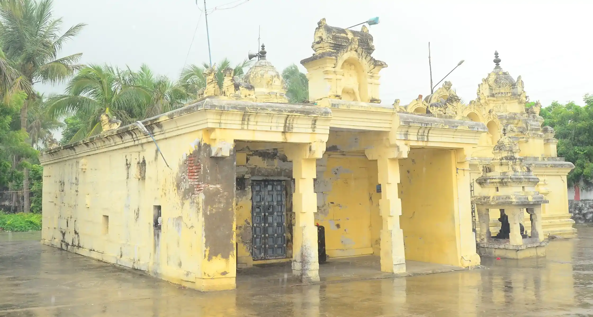 Arulmigu Thavalagirieswarar Temple, Venkundram - 604408 அருள்மிகு தவளகிரீஸ்வரர் திருக்கோயில், வெண்குன்றம் - 604408, Tiruvannamalai - Ancient Temple Architecture and History Image 9