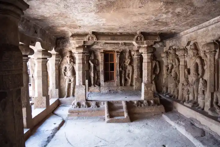 Arulmigu Thayumanaswamy Temple, Rock Fort, Thiruchirappalli - 620002 அருள்மிகு தாயுமானசுவாமி திருக்கோயில், திருச்சிராப்பள்ளி - 620002, Thiruchirappalli - Ancient Temple Architecture and History Image 4