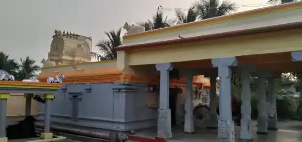 Arulmigu Thazhuvakkolundeeswarar Temple, Pazhayanur - 631210 அருள்மிகு தழுவக்கொழுந்தீஸ்வரர் திருக்கோயில், பழையனூர் - 631210, Tiruvallur - Ancient Temple Architecture and History Image 4