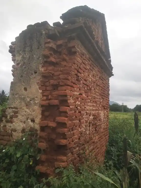 Arulmigu Thedukaragam Temple, Kargore - 636808 அருள்மிகு தேடுகரகம் திருக்கோயில், Kargore - 636808, Dharmapuri - Ancient Temple Architecture and History Image 2