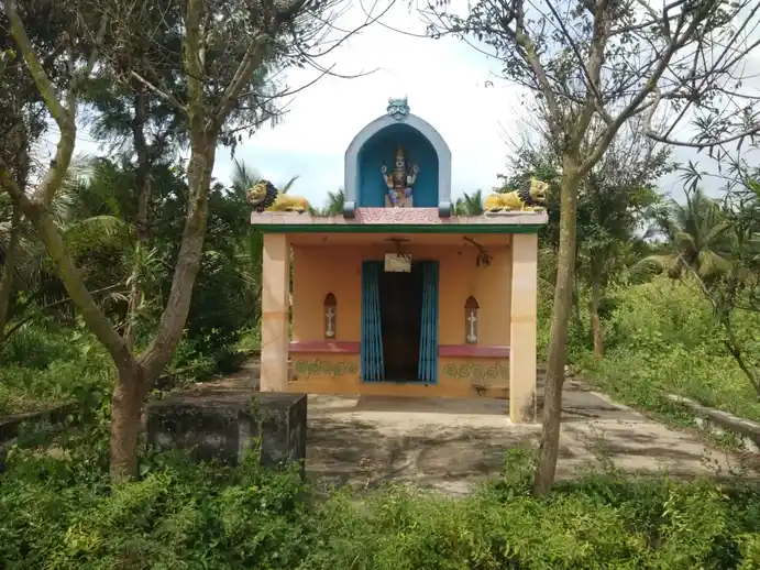 Arulmigu Thedukaragam Temple, Muthugampatti - 635206 அருள்மிகு தேடுகரகம் திருக்கோயில், முதுக்காம்பட்டி - 635206, Krishnagiri - Ancient Temple Architecture and History Image 4
