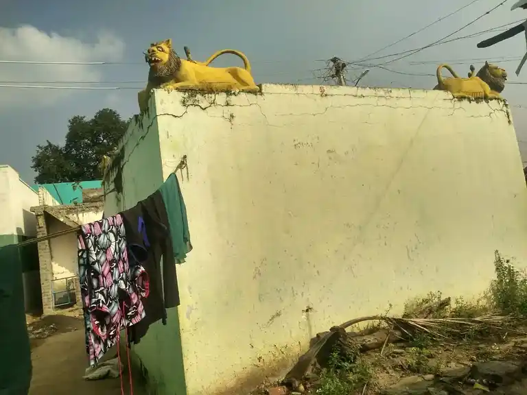 Arulmigu Thedukaragam Temple, Rayakoottai Road, Nammandahalli - 636812 அருள்மிகு தேடுகரகம் திருக்கோயில், Rayakoottai Road, Nammandahalli - 636812, Dharmapuri - Ancient Temple Architecture and History Image 3