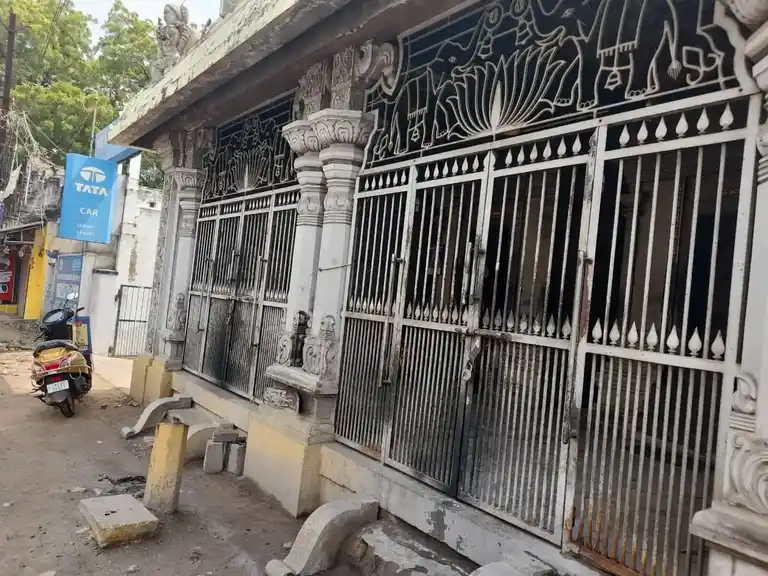 Arulmigu Theepaachi Amman Temple, Vanaarpettai - 627002