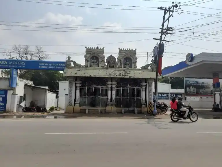 Arulmigu Theepaachi Amman Temple, Vanaarpettai - 627002 அருள்மிகு தீப்பாச்சி அம்மன் திருக்கோயில், Vanaarpettai - 627002, Tirunelveli - Ancient Temple Architecture and History Image 3