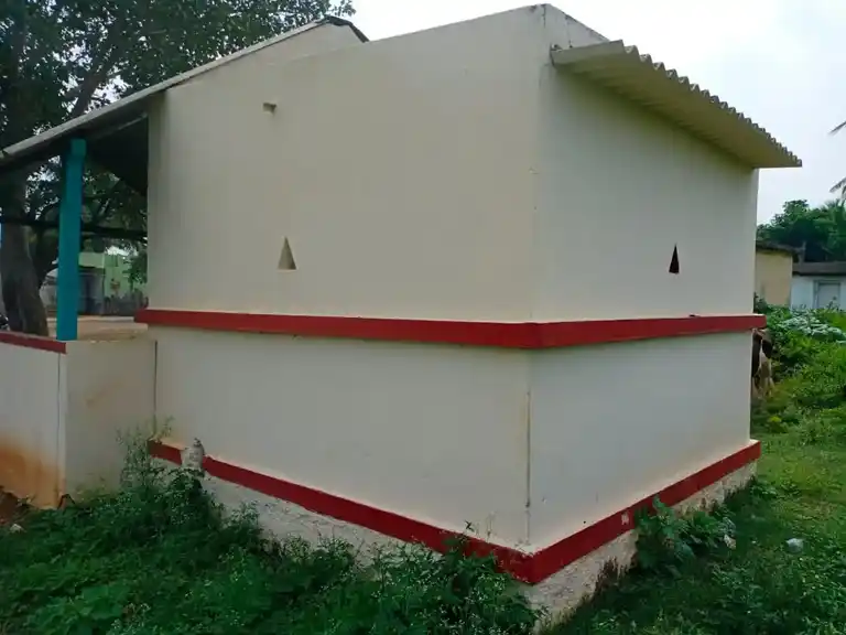 Arulmigu Theepanjiamman Temple, Baisuhalli - 635205 அருள்மிகு தீப்பாஞ்சியம்மன் திருக்கோயில், Baisuhalli - 635205, Dharmapuri - Ancient Temple Architecture and History Image 2