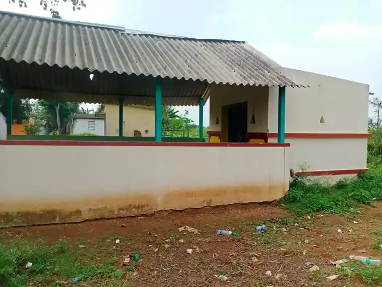 Arulmigu Theepanjiamman Temple, Baisuhalli - 635205 அருள்மிகு தீப்பாஞ்சியம்மன் திருக்கோயில், Baisuhalli - 635205, Dharmapuri - Ancient Temple Architecture and History Image 4