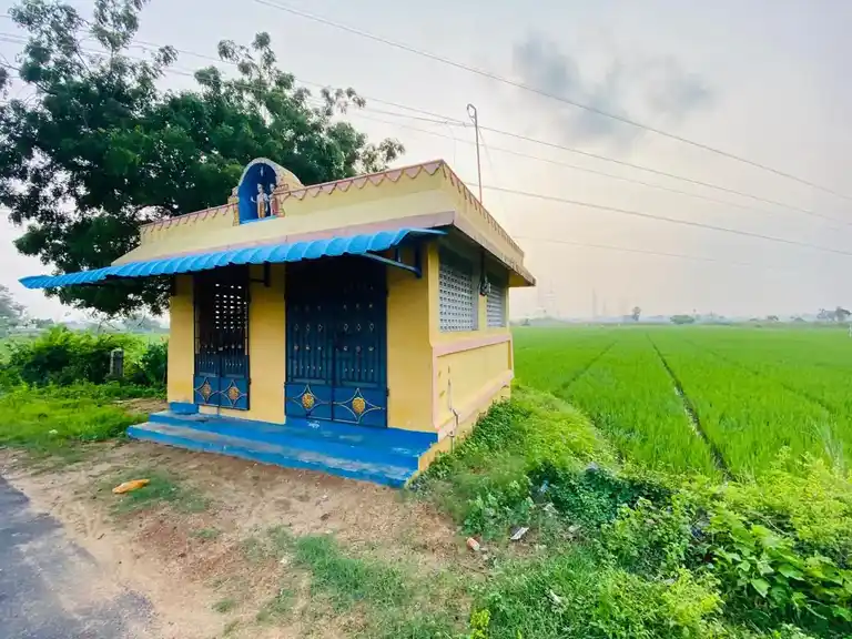 Arulmigu Theepanjiamman Temple, End Of The Village, Neduvambakkam - 601204 அருள்மிகு தீப்பாஞ்சம்மன் திருக்கோயில், End Of The Village, Neduvambakkam - 601204, Tiruvallur - Ancient Temple Architecture and History Image 3