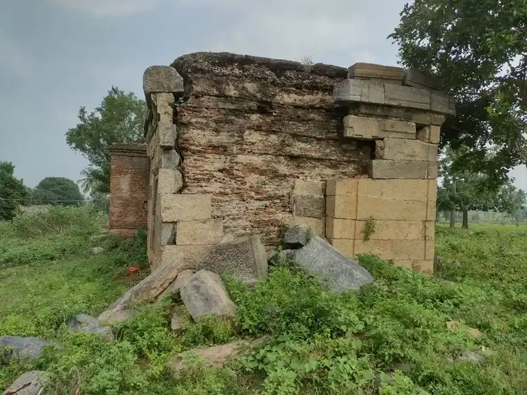 Arulmigu Theerthagiriswarar Temple, Vedakattamaduvu - 636906