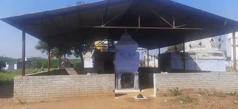 Arulmigu Theerthagreeswarar Temple, Vennandur - 637505 அருள்மிகு தீர்த்தகீரீஸ்வரர் திருக்கோயில், Vennandur - 637505, Namakkal - Ancient Temple Architecture and History Image 2