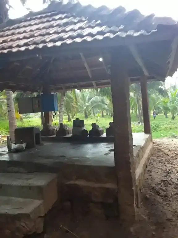 Arulmigu Theiva Vinayagar Temple, Kombaipatti - 624304 அருள்மிகு தெய்வ விநாயகர் கோயில், Kombaipatti - 624304, Dindigul - Ancient Temple Architecture and History Image 11