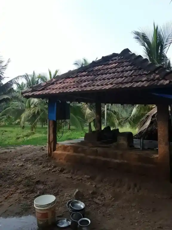 Arulmigu Theiva Vinayagar Temple, Kombaipatti - 624304 அருள்மிகு தெய்வ விநாயகர் கோயில், Kombaipatti - 624304, Dindigul - Ancient Temple Architecture and History Image 13