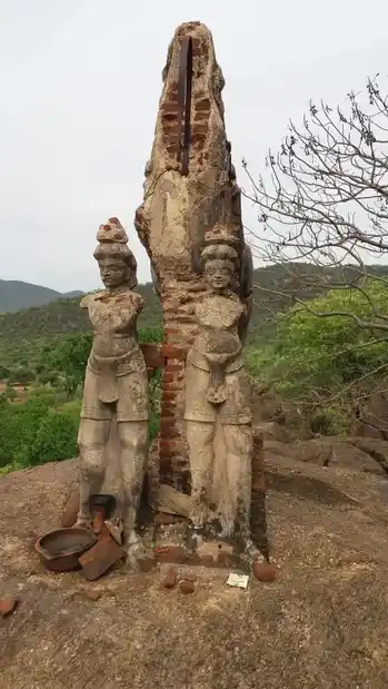 Arulmigu Thekkamalai Kannimar Temple, Karupur - 621305 Arulmigu Thekkamalai kannimar Temple, Karupur - 621305, Thiruchirappalli - Ancient Temple Architecture and History Image 4