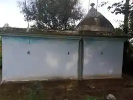 Arulmigu Theniamman Temple, Chinnammasamuthiram - 636101 அருள்மிகு தேனீயம்மன் திருக்கோயில், Chinnammasamuthiram - 636101, Salem - Ancient Temple Architecture and History Image 4