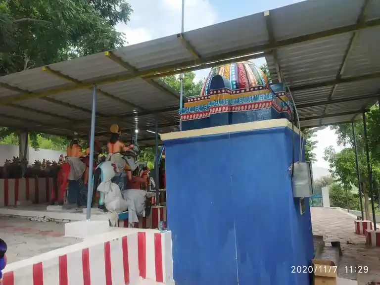 Arulmigu Thenimalaikuppayiyamman Temple, Kudhiraikuthipatti - 621306 Arulmigu Thenimalaikuppayiyamman Temple, Kudhiraikuthipatti - 621306, Thiruchirappalli - Ancient Temple Architecture and History Image 3
