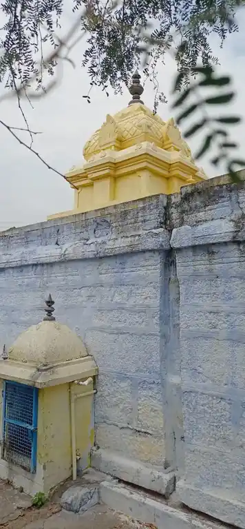 Arulmigu Theniswar Temple, Thindamangalam - 637207 அருள்மிகு தேனீஸ்வரர் திருக்கோயில், Thindamangalam - 637207, Namakkal - Ancient Temple Architecture and History Image 4