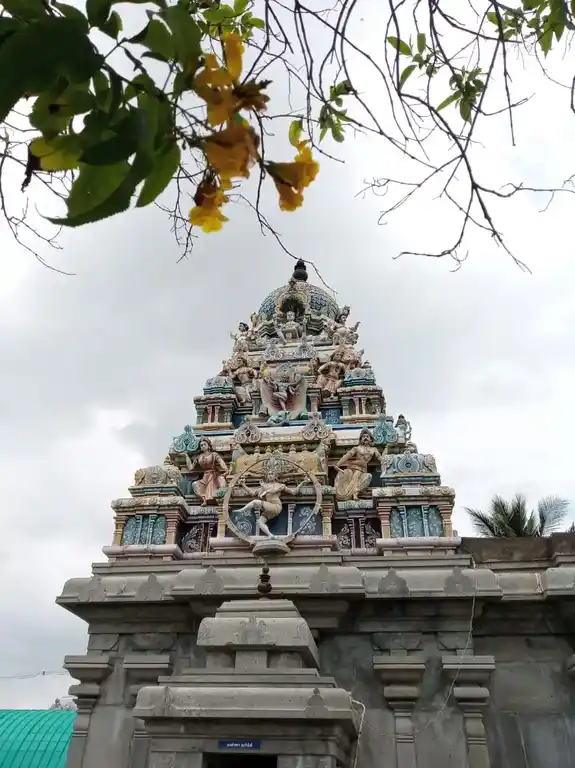 Arulmigu Thenneswarar Sengandi Vinayagar Temple, Kanjapalli - 641653 அருள்மிகு தேனீஸ்வரர் மற்றும் செங்கண்டி விநாயகர் திருக்கோயில், Kanjapalli - 641653, Coimbatore - Ancient Temple Architecture and History Image 2
