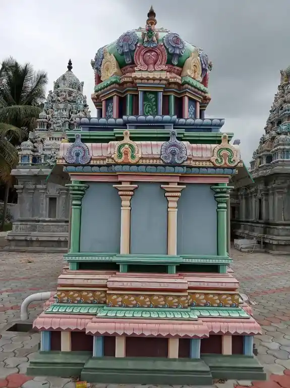 Arulmigu Thenneswarar Sengandi Vinayagar Temple, Kanjapalli - 641653 அருள்மிகு தேனீஸ்வரர் மற்றும் செங்கண்டி விநாயகர் திருக்கோயில், Kanjapalli - 641653, Coimbatore - Ancient Temple Architecture and History Image 5