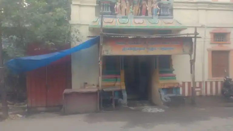 Arulmigu Theppakulam Anjaneyar Temple, Town Hall, Coimbatore - 641001 அருள்மிகு தெப்பக்குளம் ஆஞ்சநேயசாமி திருக்கோயில், டவுன் ஹால், Coimbatore - 641001, Coimbatore - Ancient Temple Architecture and History Image 4