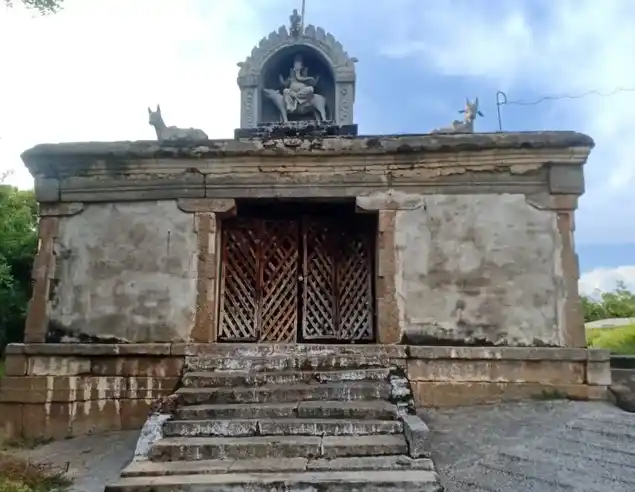 Arulmigu Theradi Vinayagar Temple, Arakandanallur - 605752 Temple