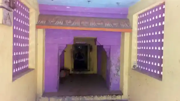 Arulmigu Theradi Vinayagar Temple, Kilvelur - 611104 அருள்மிகு தேரடி விநாயகர் திருக்கோயில், கீழ்வேளூர் - 611104, Nagapattinam - Ancient Temple Architecture and History Image 3