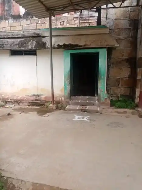 Arulmigu Therkku Vasal Anumar Temple, Thirukosthiyur - 630201 Temple