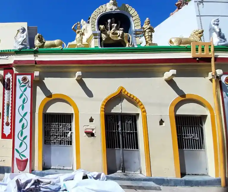 Arulmigu Therku Katcchakariamman Temple, Manditoppu - 628503 அருள்மிகு தெற்கு காச்சக்காரியம்மன் திருக்கோயில், Manditoppu - 628503, Thoothukudi - Ancient Temple Architecture and History Image 3