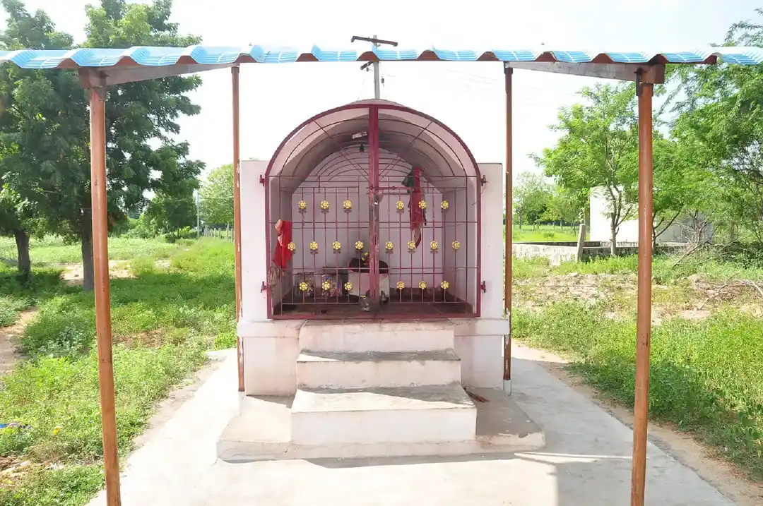 Arulmigu Therku Vinayagar Temple, Near By Srm Collage, Nadu Irungalur - 621105 Arulmigu Therku Vinayagar Temple, Near By Srm Collage, Irungalur - 621105, Thiruchirappalli - Ancient Temple Architecture and History Image 10