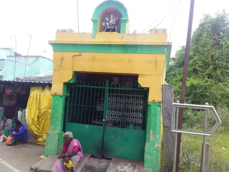 Arulmigu Thethedi Vinayagar Temple, Chakkramalur - 632511 அருள்மிகு தெத்தடி பிள்ளையார் திருக்கோயில், சக்கரமல்லூர் - 632511, Ranipet - Ancient Temple Architecture and History Image 2