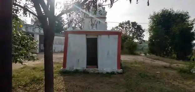Arulmigu Thettu Perumal Temple, Near Paramveer Higher Secondary School, Adagapadi - 636803