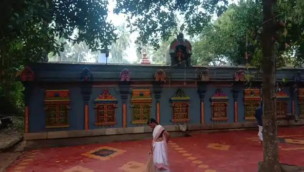 Arulmigu Thevarakkattu Saraswathi Temple, Padmanabhapuram, Kalkulam - 629175 Arulmigu Thevarakkattu Saraswathi Temple, Padmanabhapuram, Kalkulam - 629175, Kanyakumari - Ancient Temple Architecture and History Image 3