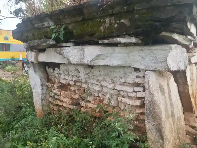 Arulmigu Thimaraya Swamy Temple, Dhotta Thimmanahalli - 635116 அருள்மிகு திம்மராயசாமி திருக்கோயில், Dhotta Thimmanahalli - 635116, Krishnagiri - Ancient Temple Architecture and History Image 2