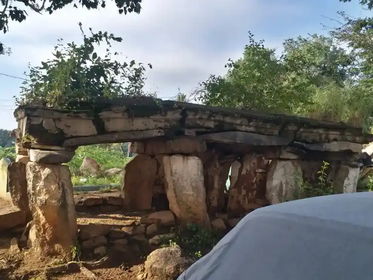 Arulmigu Thimaraya Swamy Temple, Dhotta Thimmanahalli - 635116 அருள்மிகு திம்மராயசாமி திருக்கோயில், Dhotta Thimmanahalli - 635116, Krishnagiri - Ancient Temple Architecture and History Image 4