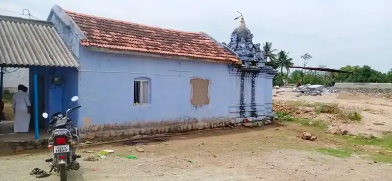 Arulmigu Thimmaraswamy Temple, Kodamandapatti - 635306 அருள்மிகு திம்மராயசாமி திருக்கோயில், கொடமாண்டப்பட்டி, கொடமாண்டப்பட்டி - 635306, Krishnagiri - Ancient Temple Architecture and History Image 3