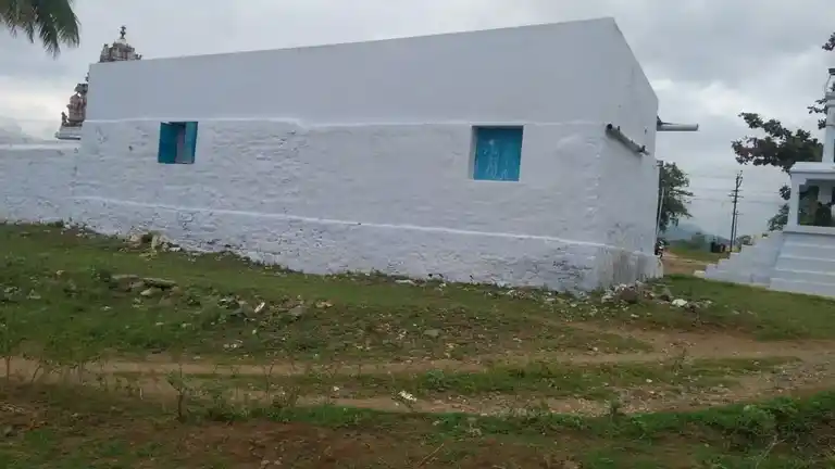 Arulmigu Thimmaraya Perumal Temple, Irumbarai - 641302 அருள்மிகு திம்மராயப்பெருமாள் திருக்கோயில், பால்காரர் தெரு, Irumbarai - 641302, Coimbatore - Ancient Temple Architecture and History Image 4