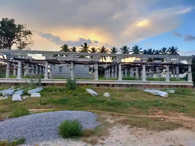 Arulmigu Thimmaraya Swami Temple, Paradhesipatti - 635901 அருள்மிகு திம்மராயசவாமி திருக்கோயில், பரதேசிபட்டி - 635901, Thirupathur - Ancient Temple Architecture and History Image 3