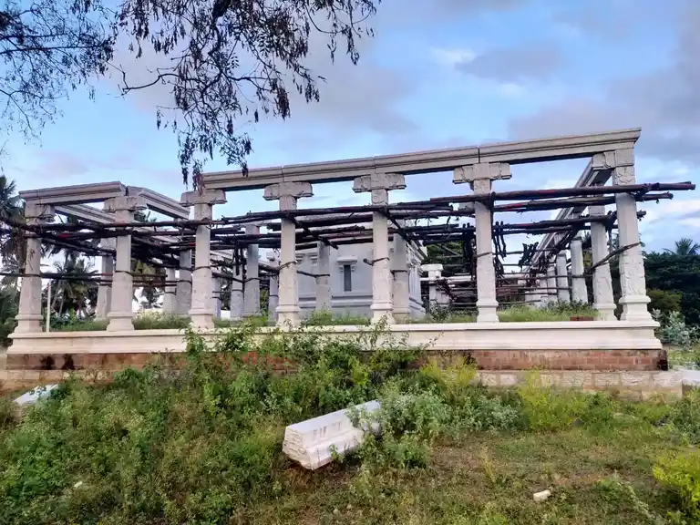 Arulmigu Thimmaraya Swami Temple, Paradhesipatti - 635901 அருள்மிகு திம்மராயசவாமி திருக்கோயில், பரதேசிபட்டி - 635901, Thirupathur - Ancient Temple Architecture and History Image 5