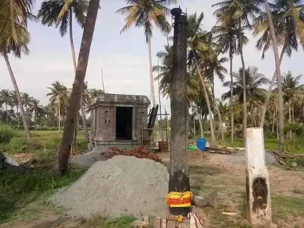Arulmigu Thimmaraya Swamy Perumal Temple, Periyanahalli - 635205 Arulmigu Thimmaraya Swamy Perumal Temple, பெரியனஹல்லி - 635205, Dharmapuri - Ancient Temple Architecture and History Image 5