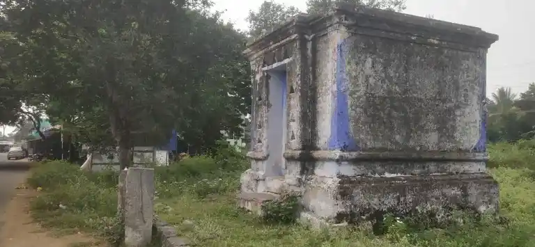 Arulmigu Thimmaraya Swamy Temple, Anjehalli - 636813 அருள்மிகு திம்மராய சுவாமி திருக்கோயில், அஞ்சேஹள்ளி - 636813, Dharmapuri - Ancient Temple Architecture and History Image 4