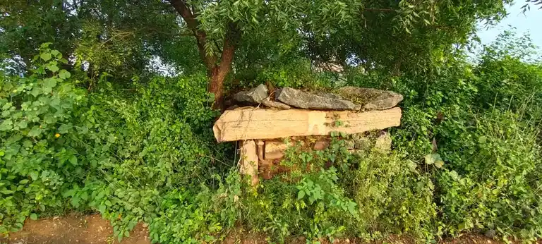 Arulmigu Thimmaraya Swamy Temple, Doddanaikanahalli - 635107 Arulmigu Thimmaraya Swamy Temple, Doddanaikanahalli - 635107, Krishnagiri - Ancient Temple Architecture and History Image 7