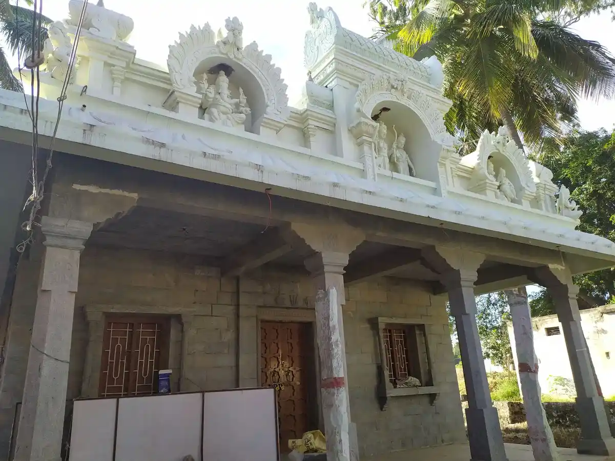 Arulmigu Thimmaraya Swamy Temple, Echanahalli - 635107 அருள்மிகு திம்மராயசாமி திருக்கோயில், Echanahalli - 635107, Krishnagiri - Ancient Temple Architecture and History Image 3