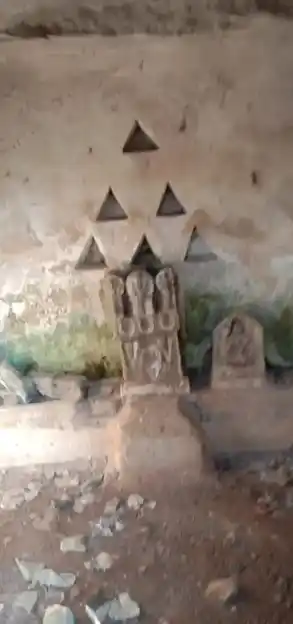 Arulmigu Thimmaraya Swamy Temple, Edavanahalli - 635116 அருள்மிகு திம்மராயசாமி திருக்கோயில், Edavanahalli - 635116, Krishnagiri - Ancient Temple Architecture and History Image 6