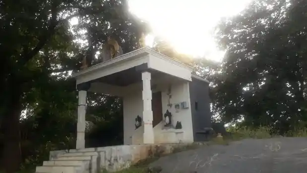 Arulmigu Thimmaraya Swamy Temple, Karukkannapalli - 635118 அருள்மிகு திம்மராயசாமி திருக்கோயில், Karukkannapalli - 635118, Krishnagiri - Ancient Temple Architecture and History Image 2