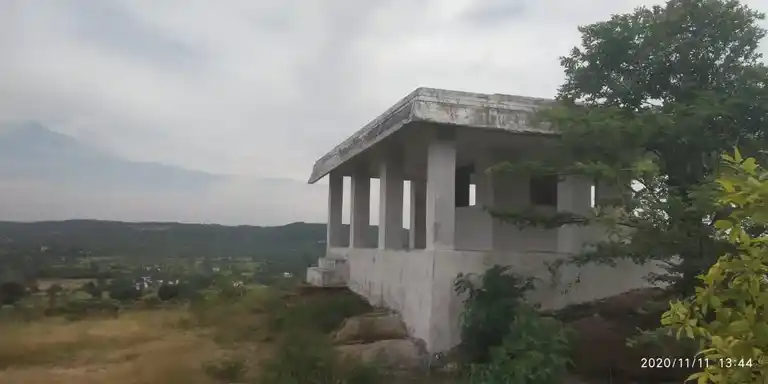 Arulmigu Thimmaraya Swamy Temple, Mungilmaduvu - 636810 அருள்மிகு திம்மராயசாமி திருக்கோயில், Mungilmaduvu - 636810, Dharmapuri - Ancient Temple Architecture and History Image 2