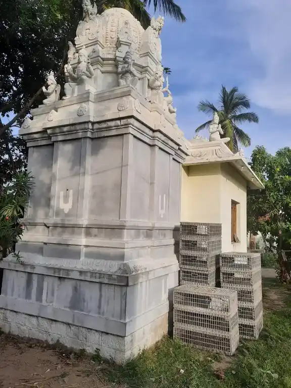 Arulmigu Thimmaraya Swamy Temple, Nallamballi - 636807 அருள்மிகு திம்மராயசாமி திருக்கோயில், Nallamballi - 636807, Dharmapuri - Ancient Temple Architecture and History Image 3