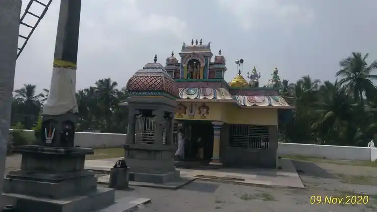 Arulmigu Thimmaraya Swamy Temple, Padapalli, Perumal Kuppam - 635207 அருள்மிகு திம்மராயசாமி திருக்கோயில், Padapalli, Perumal Kuppam - 635207, Krishnagiri - Ancient Temple Architecture and History Image 3