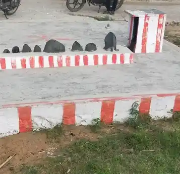 Arulmigu Thimmaraya Swamy Temple, Sellamudi - 636810 அருள்மிகு திம்மராயசாமி திருக்கோயில், Sellamudi - 636810, Dharmapuri - Ancient Temple Architecture and History Image 7