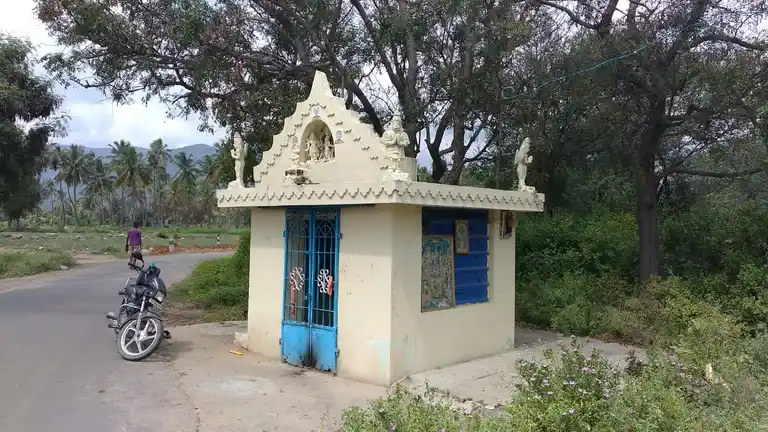 Arulmigu Thimmaraya Swamy Temple, Thippireddihalli - 635301 Temple
