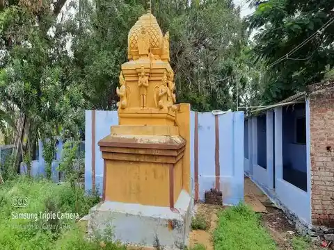Arulmigu Thimmarayaperumal Temple, Nathipalayam, Gobichettaipalayam - 638452 அருள்மிகு திம்மராயசாமி திருக்கோயில், Nathipalayam, Gobichettaipalayam - 638452, Erode - Ancient Temple Architecture and History Image 3