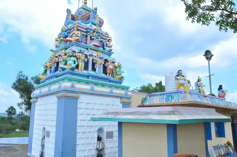 Arulmigu Thimmarayar Sanjeevarayar Temple, Thipparathampatty, Mallikundam - 636458 அருள்மிகு திம்மராயர், சஞ்சீவராயர் திருக்கோயில், Thipparathampatty, Mallikundam - 636458, Salem - Ancient Temple Architecture and History Image 6