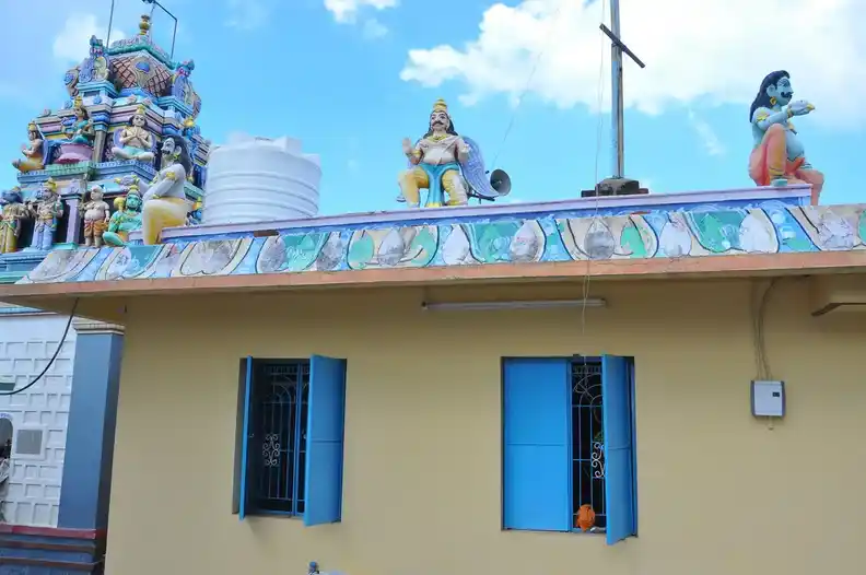 Arulmigu Thimmarayar Sanjeevarayar Temple, Thipparathampatty, Mallikundam - 636458 அருள்மிகு திம்மராயர், சஞ்சீவராயர் திருக்கோயில், Thipparathampatty, Mallikundam - 636458, Salem - Ancient Temple Architecture and History Image 8